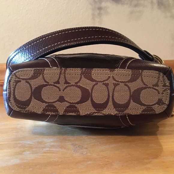 Coach Duffle Patchwork Shoulder/Crossbody - Picture 4 of 6